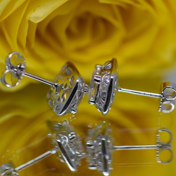 Tacori 925S White Topaz Cushion Limited Edition - Picture 7 of 12